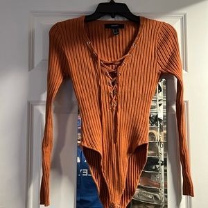 Burnt orange bodysuit size large forever 21